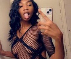 Need a squirter💦•Need a end of week nut😩•Incall Available•2 Girl Available👯& Ft shows and content selling! 💦 - Image 4
