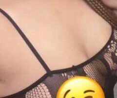 prettiest creamer 😘 PLEASE DONOT ASK FOR PICS - Image 2