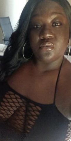 Tall Chocolate 🍫 BBW BiG Girl Doing OutCall Only No Men Under 35 - 1
