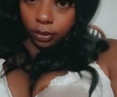 Harrisburg escorts - A great time and a DEEP throat 🫦