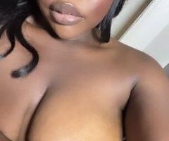 submissive chocolate babe ready to take care of all your needs oferring specials come see 😍 - Image 3