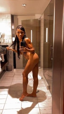 SEXY PETITE TREAT 🍭✨ HERE TO FULFILL YOUR EVERY NEED 😘💞🌊 CARFUN AVAILABLE ONLY - 1
