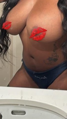 fun size pretty and petite - 1