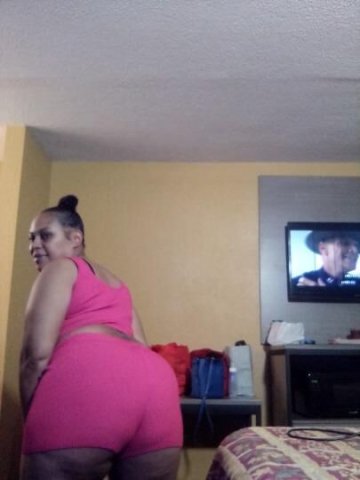 LET'S HOOK UP NOW💦😺 ALLOW ME TO FULFILL ALL OF YOUR FREAKY FANTASIES - 1