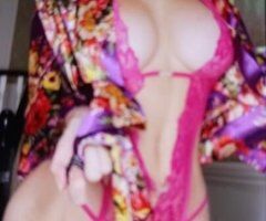 Sexy latina - Image 2