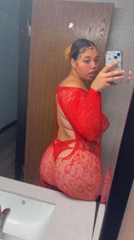 Juicy Booty🍑💦 - 1