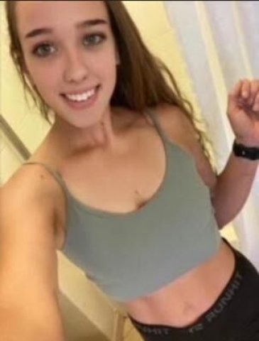 come play with this sweet thang😘 - 1
