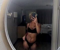 freak bitch - Image 2
