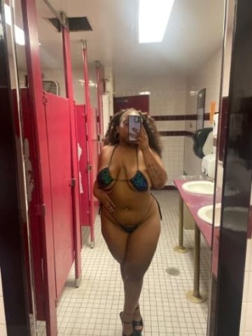 PRETTY GIRL PEACH, YOUR FAVORITE FREAK IS AVAILABLE FOR OUTCALL AND CARDATES!! TWO GIRL SPECIALS ARE BACK BABY!!!🥰🍑💦 - 1