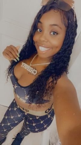 NEW IN TOWN😘😘👅 - 1