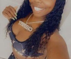 Iowa City escorts - NEW IN TOWN😘😘👅