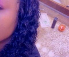 Calling all the baby dicks make me squirt papi 🍑💋🚘👄👅😘 outcalls carcdate - Image 5