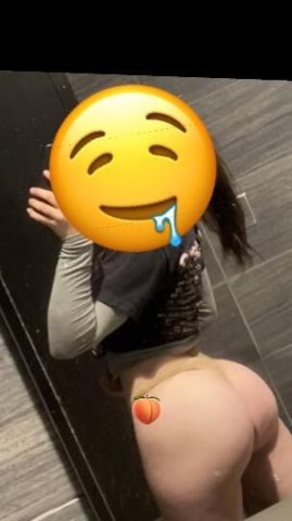 AVAILABLE NOW!!! YOUR PERSONAL P0rnSt@r🤤💦 - 1