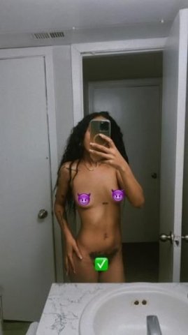 chica disponible para incall y outcall llamame amor - 1