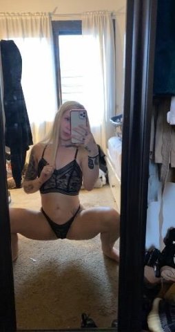 Funny& Flexible blonde for the night - 1