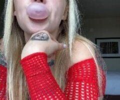 Funny& Flexible blonde for the night - Image 3