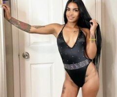 Sexy Latina Visiting Town - Image 3