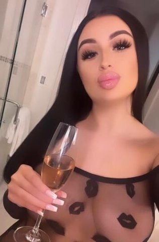Luscious exotic doll available on short notice late night, daytime, 1h-multi hr, FBSM, dinner drinks etc - 1