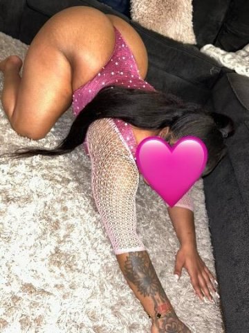 looking for regulars Outcall/Cardate only - 1