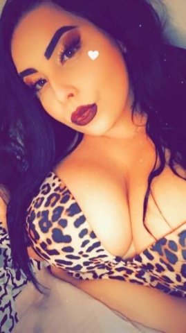 Sexy Latina incall outcalll facetime shows 😛🤤😘 - 1