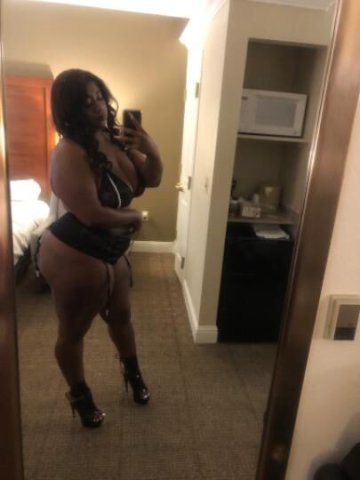 BIG BOOTY FREAK (INCALLS & OUTCALL) - 1