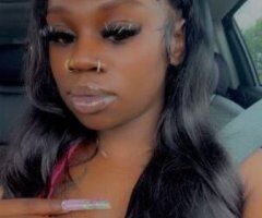 Muncie escorts - Yo Fav Darkskinnn 😍🥹