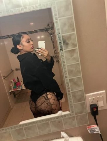 Sexy Latina Super Wet 💦💦😻 - 1
