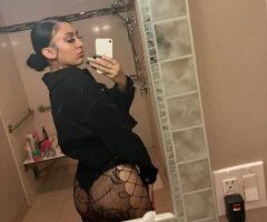 Sexy Latina Super Wet 💦💦😻 - Image 1