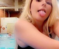 Young Hot Blondes Content Only - Image 2