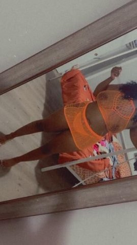 THICK 🍑 Wet 💦 Juicy 🐱 Caramel Mami - 1
