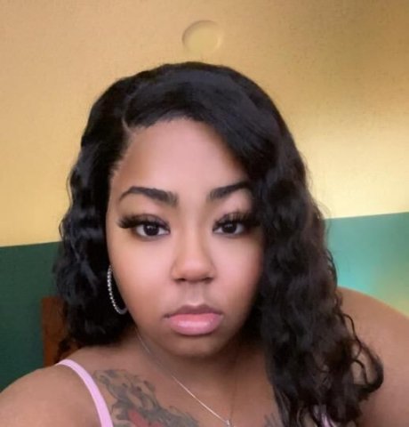 juicy booty bbw - 1