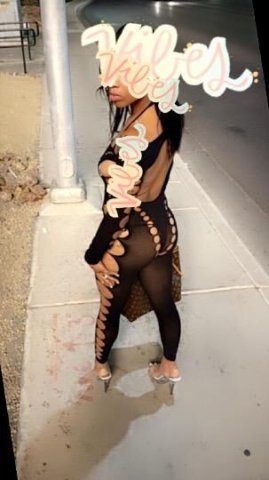PRETTY PUSSY 😩💕 - 1