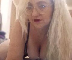 Big booty blonde. come have some fun - Image 2