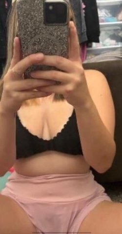 sexy latina - 1