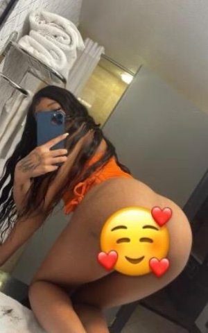 D🍆CK PLEASER 💅 SKYY A.K.A MISS B.I.G 🥰🤫🤪 - 1