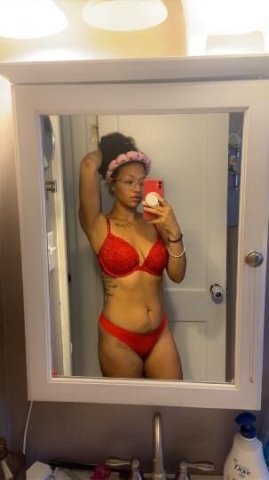 NEW CUTIEE ON DUTY 💦👅 LET ME EASE YOUR MIND 💦👅 OUTCALLS & CARPLAY AVAILABLE - 1