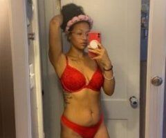Toledo escorts - NEW CUTIEE ON DUTY 💦👅 LET ME EASE YOUR MIND 💦👅 OUTCALLS & CARPLAY AVAILABLE