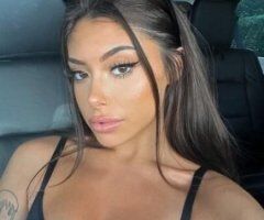 Evansville escorts - Hot tanned bombshell waiting on your call 💦💦🤪