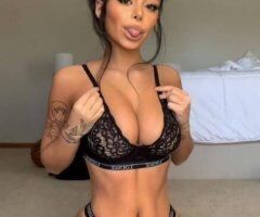 South Bend escorts - Hot tanned bombshell waiting on your call 💦💦🤪