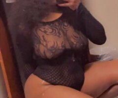 Des Moines escorts - short thick brownskin new to town , discreet no rush privacy