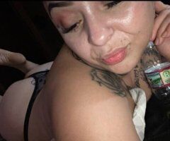 Big Island escorts - facetime shows with a mainland chick