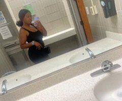 Kansas City escorts - OUT ONLY !!!
