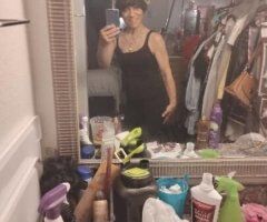 Cincinnati escorts - Italian Goddess