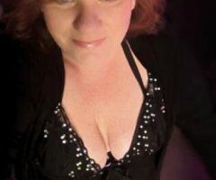 Available Now! Beautiful & Exquiisite Red Head With Lots of Skills. - Image 3