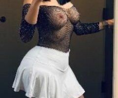 Philadelphia escorts - Latina I don't go out