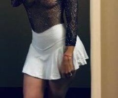 Latina I don't go out - Image 2