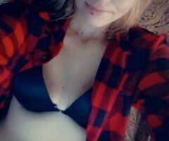 South Bend escorts - NEW DEALS .. TEXT FOR INFO... IM IN THE MOOD TO HIVE SOME HEAD... SOMEONE BETTER COME GET YOU SOME ✔😘🥳