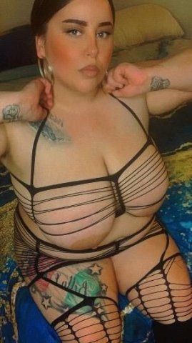 available now 🩷 Thick Snow Bunny 🐰 Deep Throat Goddess 👅 - 1