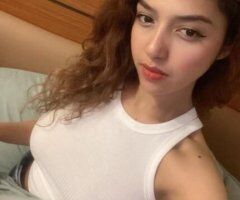 come play with a russian snowbunny - Image 1