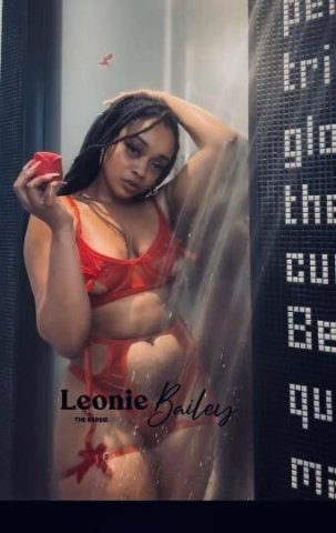 👋 4'10" (Soft skin) 🫧 Bubble booty (Ready to play) - 1